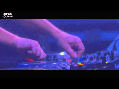 Laurent Garnier @ Weather festival - Paris (Track : Yann Lean - The Quest)