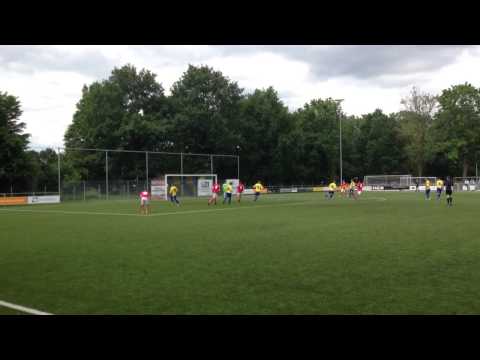 Hulzense Boys fantastische vrije trap Gijs Meijerink