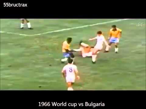 Pelé rare amazing Dribbling Skills   VOLUME 1