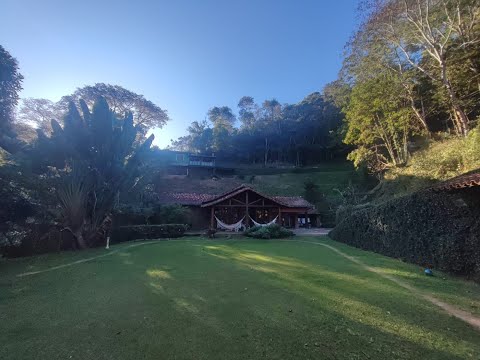 3544 - BELÍSSIMA CASA DENTRO DO CONDOMÍNIO EM ITAIPAVA - RJ