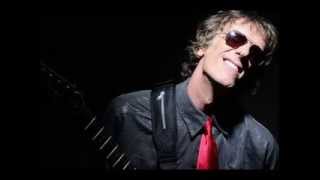 Luis Alberto Spinetta - Bahía Final (remake)