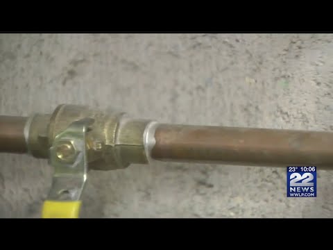 Tips to keep your pipes from freezing