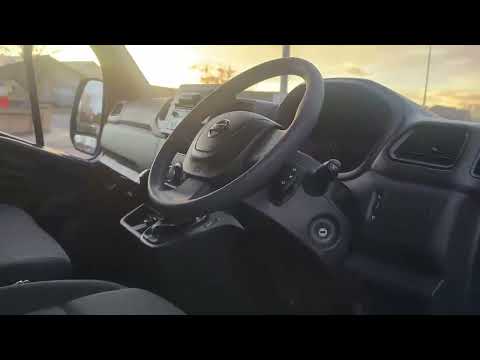 Nissan Interstar INTERSTAR L2H2 135 - Image 2