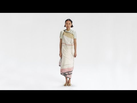 How To Drape a Sari: No. 23 Christian Kunbi Drape - Goa, India