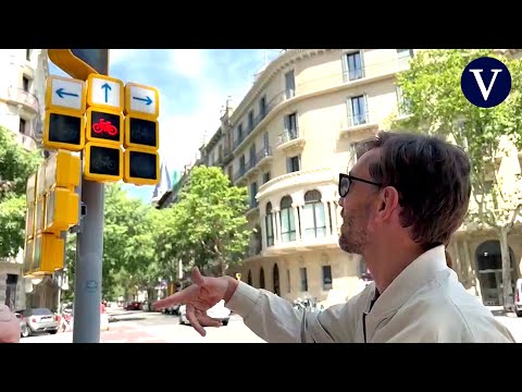 Do Barcelona cyclists understand the Tetris traffic light?: "I don't know if people look at it."