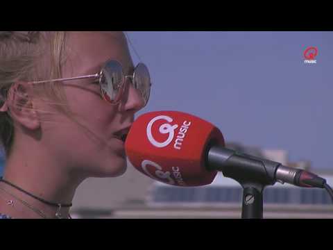 Q-Beach Live: Leeloo - One Dance (Live bij Q)