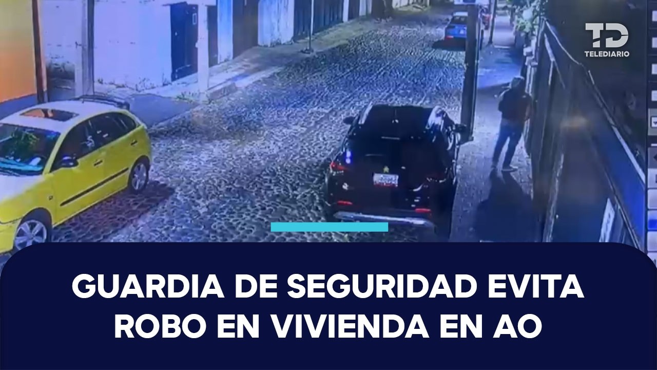 ¡En menos de un minuto! Hombre abre casa para robarla en CdMx, pero lo descubren y escapa...