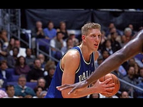 Dirk Nowitzki's First Career 30-Point Game