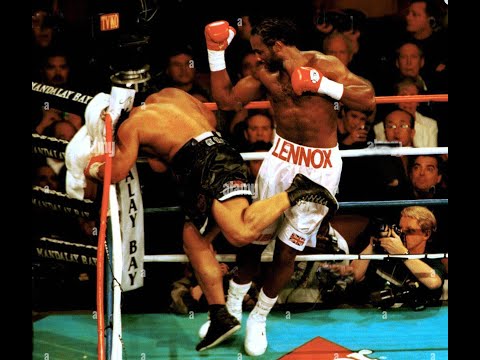 Lennox Lewis vs David Tua.   Lennox toys with Thunder.