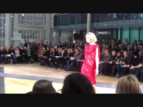 Nicole Farhi Autumn/Winter 2010 Show