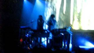 Telepathe - Big Chill 2009 on the castle stage.  new song and lights go down