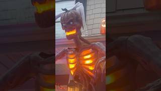 Download lagu Halloween decorations in the community of Daybreak - South Jordan, Utah mp3