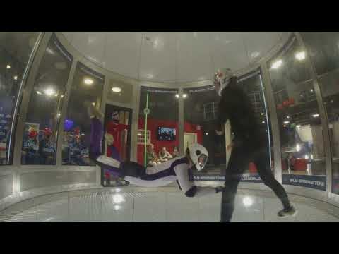 Indoor skydiving -  Session #19 with @Tunnel Ninja! Front & Back Layout! (Finally got it!)
