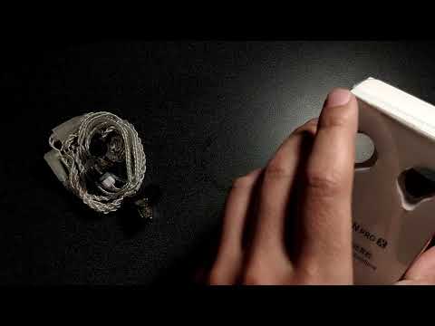 KZ ZSN PRO X  Juodos ausinės video