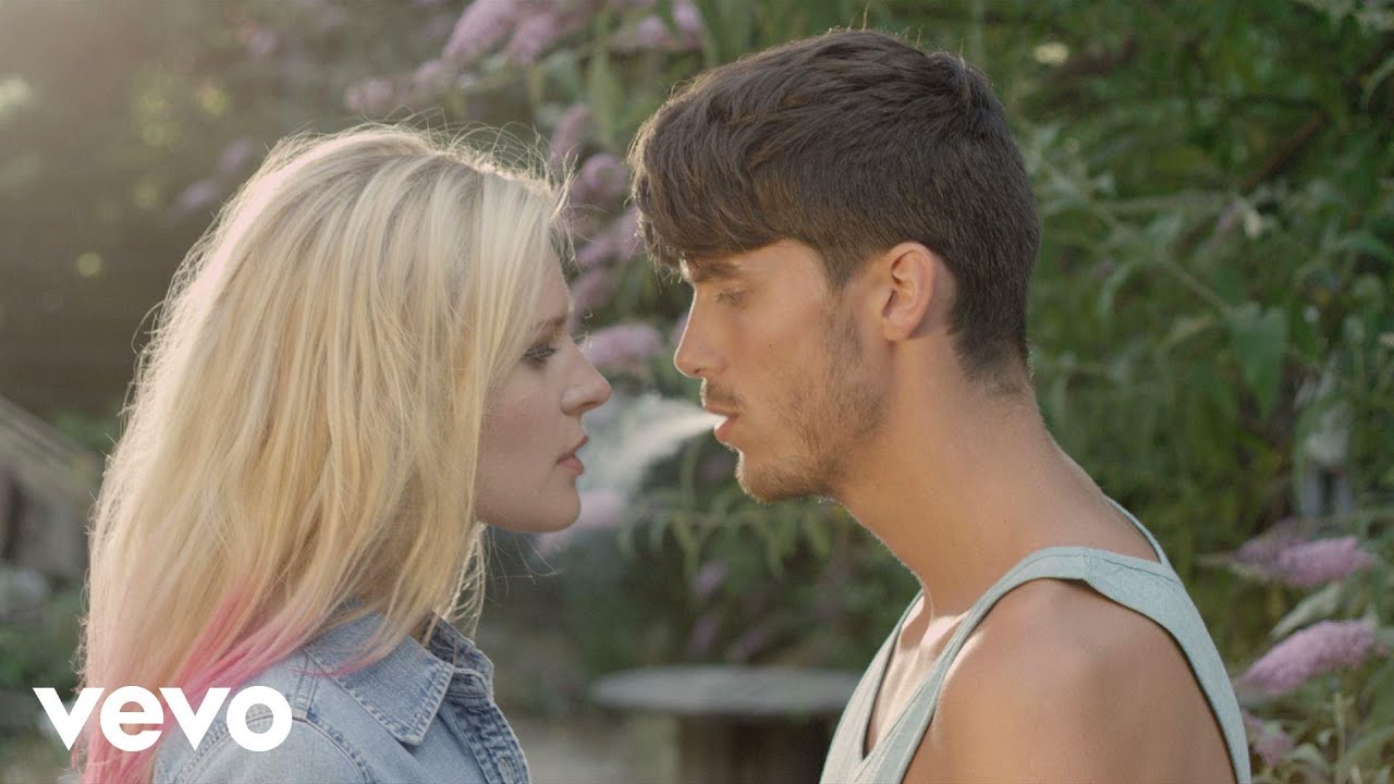 Muttonheads ft. Eden Martin — Snow White (Alive)