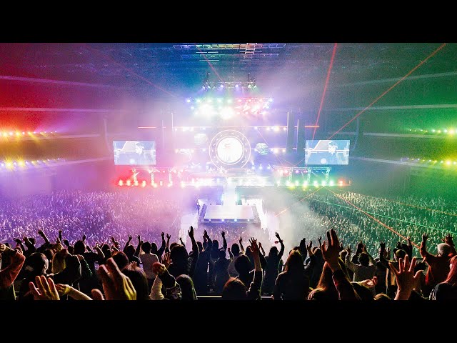 【Novel Core】4月23日発売、自身初のアリーナ単独公演のLIVE DVD & Blu-rayより「WAGAMAMA MONDAIJI」のライブ映像公開。さらに映像商品のジャケット解禁。 2 YouTubeサムネイル