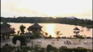 preview picture of video 'Lac hôtel Fianarantsao et plantation de thé sambava'