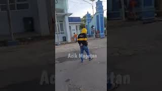 Download lagu KI AGUS Bos STJ Menyamar Jadi Penumpang Biasa SUDIRO TUNGGA JAYA Terminal Maospati Magetan mp3