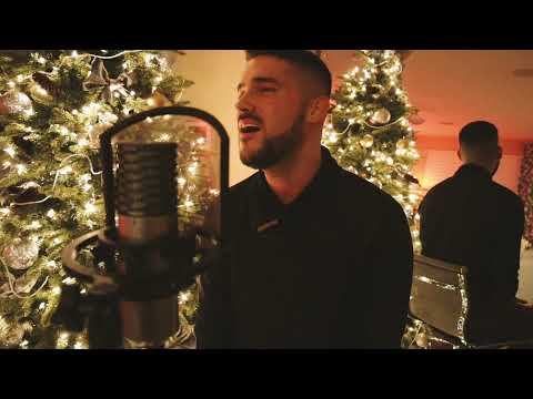 Brett Pruneau - O Holy Night ( The 'Joyful' Sessions )