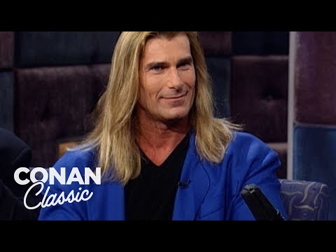 ファビオがバレンタインデーのアドバイスをする - "Late Night With Conan O'Brien" (Fabio Gives Valentine’s Day Advice - "Late Night With Conan O'Brien")