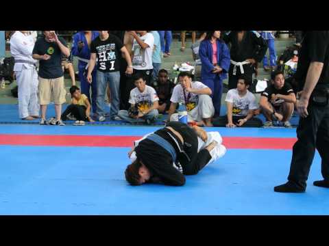 Pan Asian BJJ 2013 Gi Female Adults Intermediate Absolute Semi Final