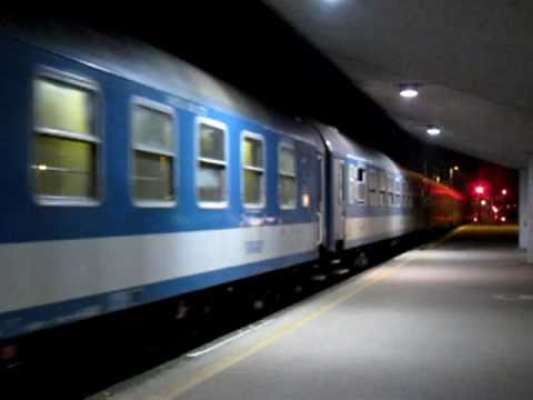 Euronight 440 "Venezia" Budapest - Venezia hauled by SŽ342 at Ljubljana (2)