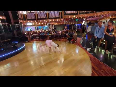 Thumbnail for Carnival　SPLENDOR　Cruiseにて