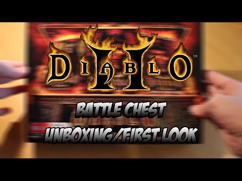Diablo 2 Battle Chest Unboxing and First Look | FiyasbroGaming