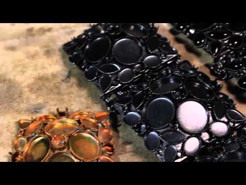 MIRANDA KONSTANTINIDOU Noir - Winter 2011 KONPLOTT Atelier Clips *ENGLISH*