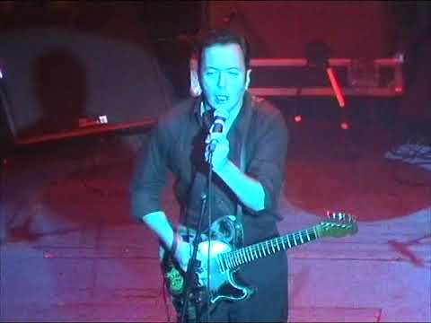 Joe Strummer & The Mescaleros - Brixton Academy, London   (2001)