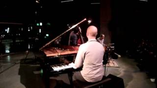 Shai Maestro Trio - Gal