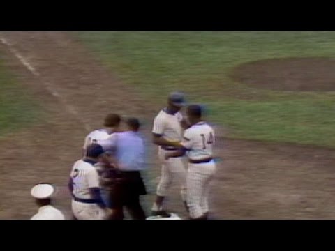 CIN@CHC: Williams walks off Cubs with homer in 10th