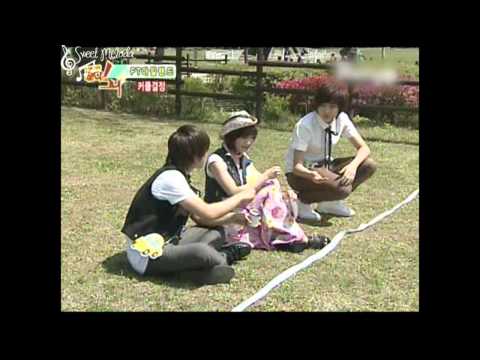 AdorkableKara Episode 61 (En) - Kara Every1 idol Ep 4 P1