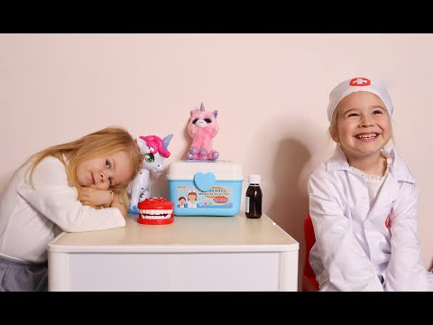 Vanessa sta male. Serve subito un dottore | Giochi al dottore per bambini