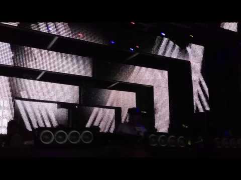 Axwell playing RUBY by Deniz Koyu (Cocoricò 12/07/2013)