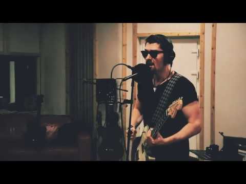 The Sonic Taste - The World Is Not Enough (Garbage Cover)