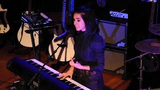 2016 03 04 Christina Grimmie - Deception