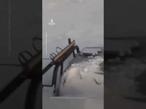 Rescue operation in Argentina to free more than 100 snow-trapped tourists | AJ #shorts