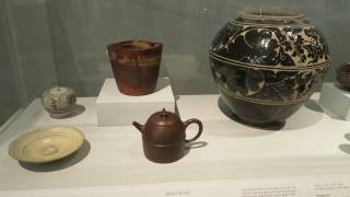 Whisper in museum - Japanese tea bowl at Cantor