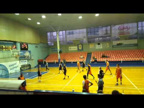 Unstoppable VS Showtime 2015 11 03