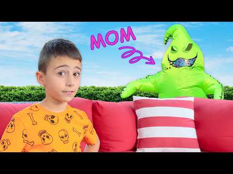 Matteo Gets Into The Halloween Spirit 