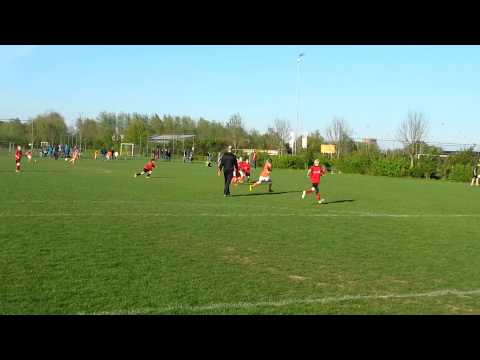 DVV E3 (za) vs. SC Bemmel E9 (za) 16-4-2014 18:27
