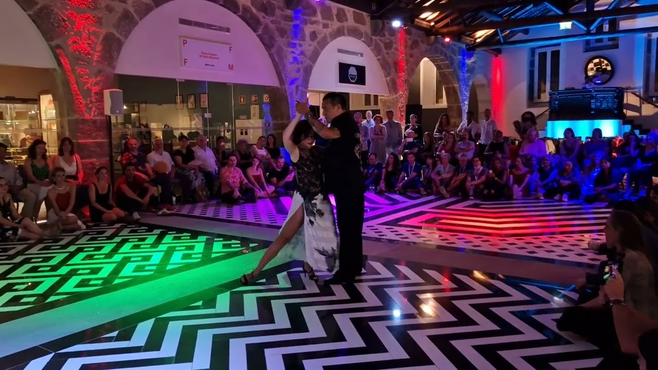 Chicho Frumboli e Juana Spulveda no Milongueros All Aboard em 23/07/22 - 2/6. Na Alameda WOW.