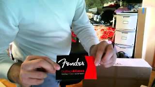 Video thumbnail for Fender Pro Series Stratocaster / Telecaster Hardshell Hard Case Unboxing by Synapse2k