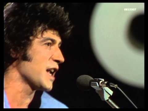 download lagu mp3 mp4 Albert Hammond I M A Train, download lagu Albert Hammond I M A Train gratis, unduh video klip Albert Hammond I M A Train