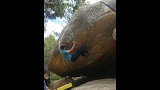 Video thumbnail de Techo del Javi, 7A. La Pedriza