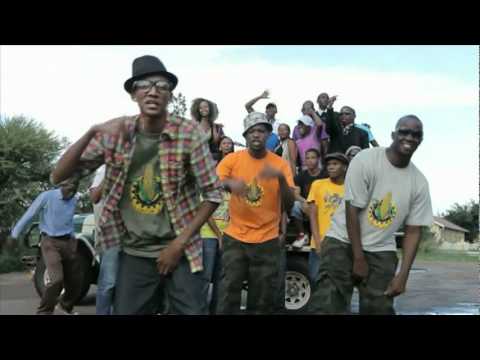 Netefatsa - Mo Molemi featuring Ras Messa