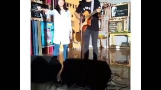 Download lagu Arbani Yasiz mesra dengan Adinda Azani mp3 Download lagu Arbani Yasiz mesra dengan Adinda Azani mp3
