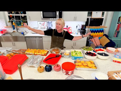 LARGE THANKSGIVING FEAST to FEED 30 People! Homemade Dinner, Sides, Desserts, Punch and more!