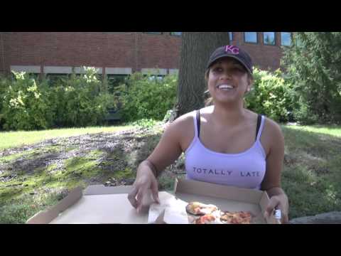 Food Truck Friday parks itself at MU Food Truck Friday parks itself at MU